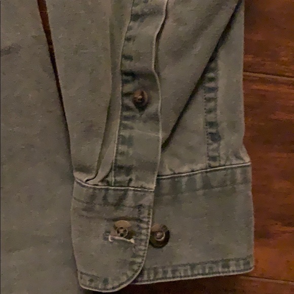 Denver Hayes button up - Picture 5 of 6